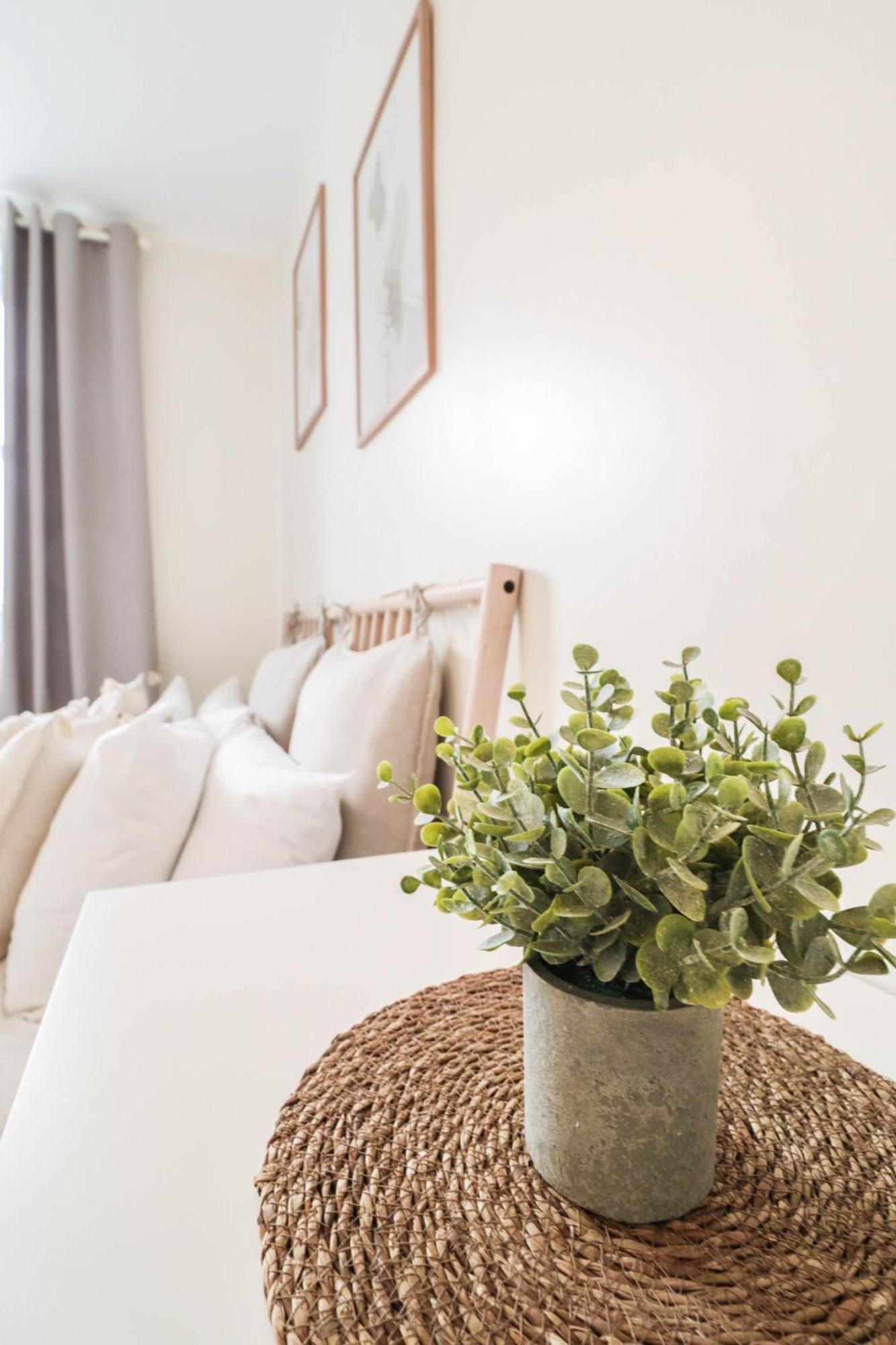 Right By Oval Station 2-bed Flat ! Free Wifi!